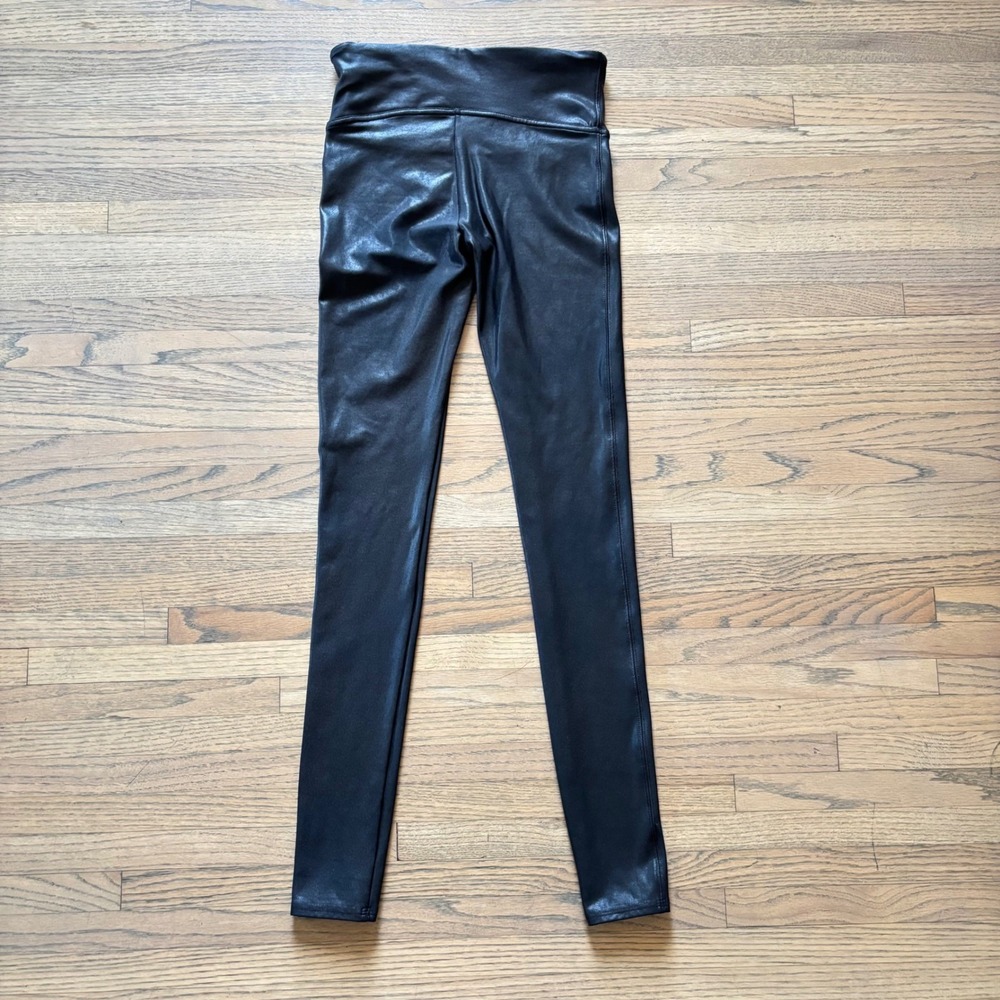 Spanx Faux Leather Leggings Black High Waisted Medium - Picture 3 of 5